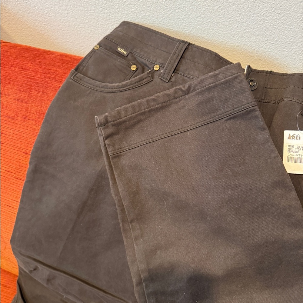 Men’s Kuhl 38x30 Full RYDR pants Espresso NWT